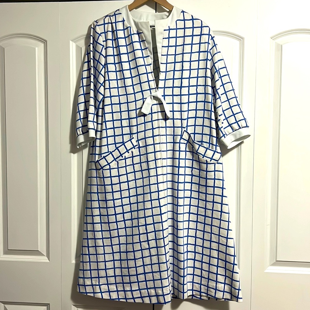 Vintage house jacket. Flo Weinberg, size small